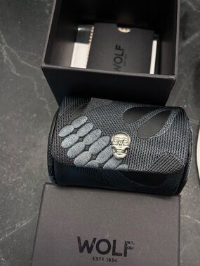 WOLF Black Travel Watch Roll